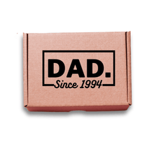 Load image into Gallery viewer, Dad Box Design Personalised Gift Box