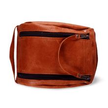 Load image into Gallery viewer, Leather Men’s Toiletry Bag, Large