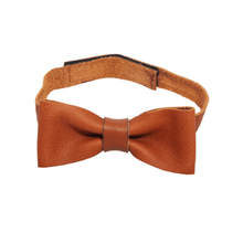 Load image into Gallery viewer, Leather Bow-Tie
