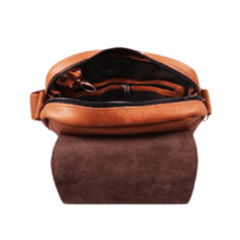 Load image into Gallery viewer, East Coast Messenger Leather Bag
