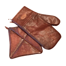 Load image into Gallery viewer, Woesmooi Leather Braai Glove &amp; Pot Holder
